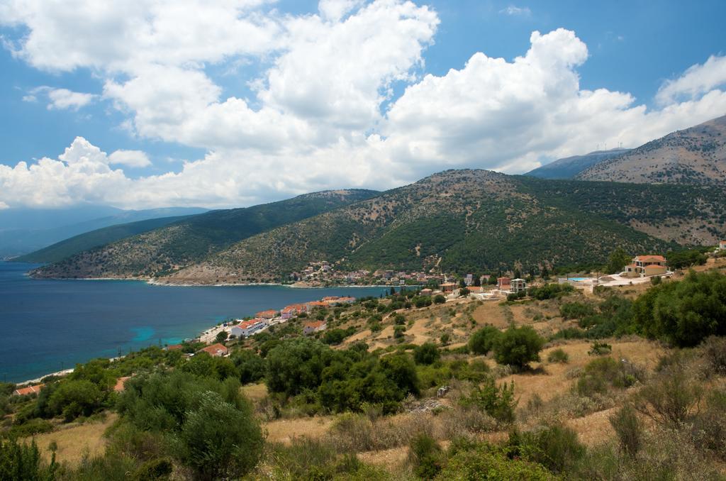Fotini Apartment Agia Efimia Exterior photo