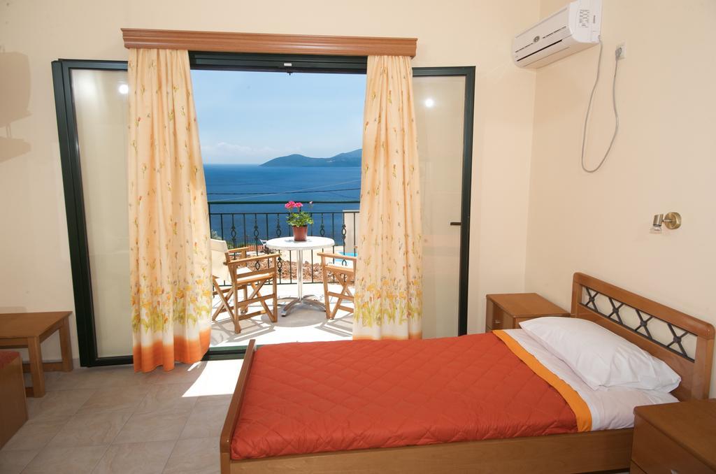 Fotini Apartment Agia Efimia Room photo