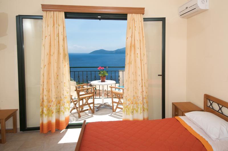 Fotini Apartment Agia Efimia Exterior photo