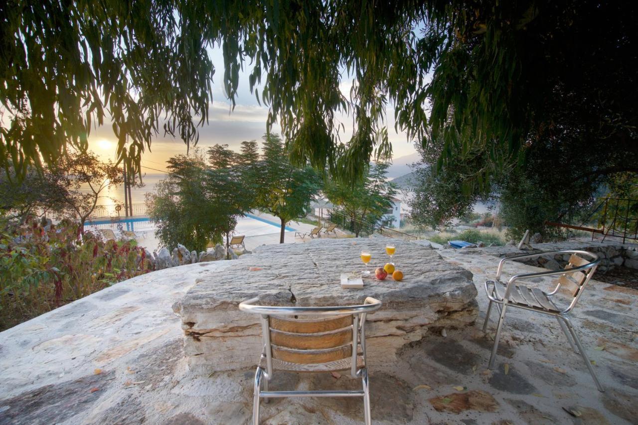 Fotini Apartment Agia Efimia Exterior photo